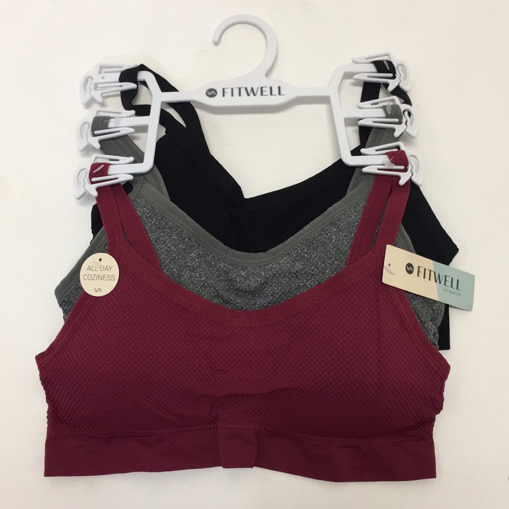 NWT Set Of 3 Pack Textured Seamless Sports Bra